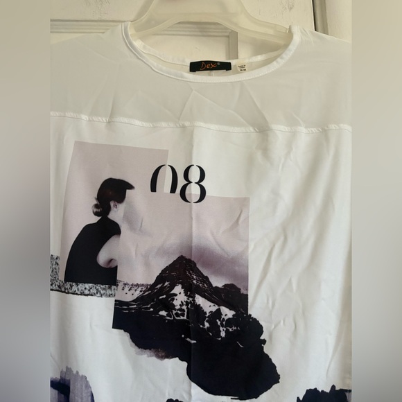 Dex Artistic Graphic Short Sleeve Top - Black and White - Picture 2 of 5